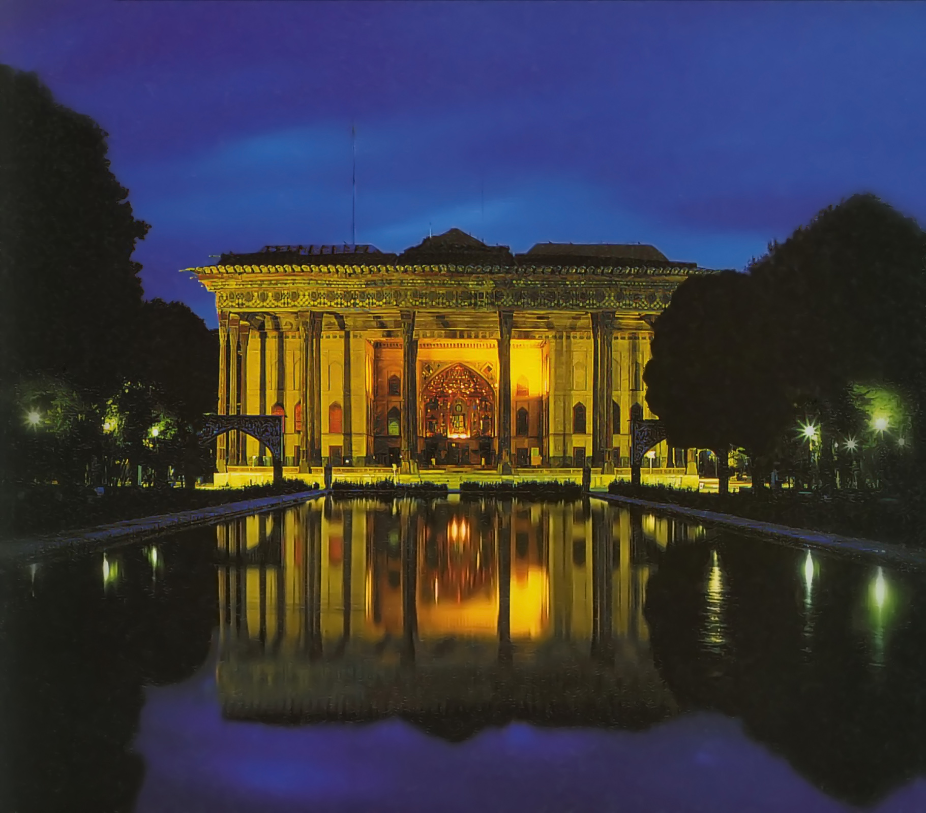 Chehel Sotoun pavilion, Isfahan (1647) — Safavid royal reception hall with reflecting pool.