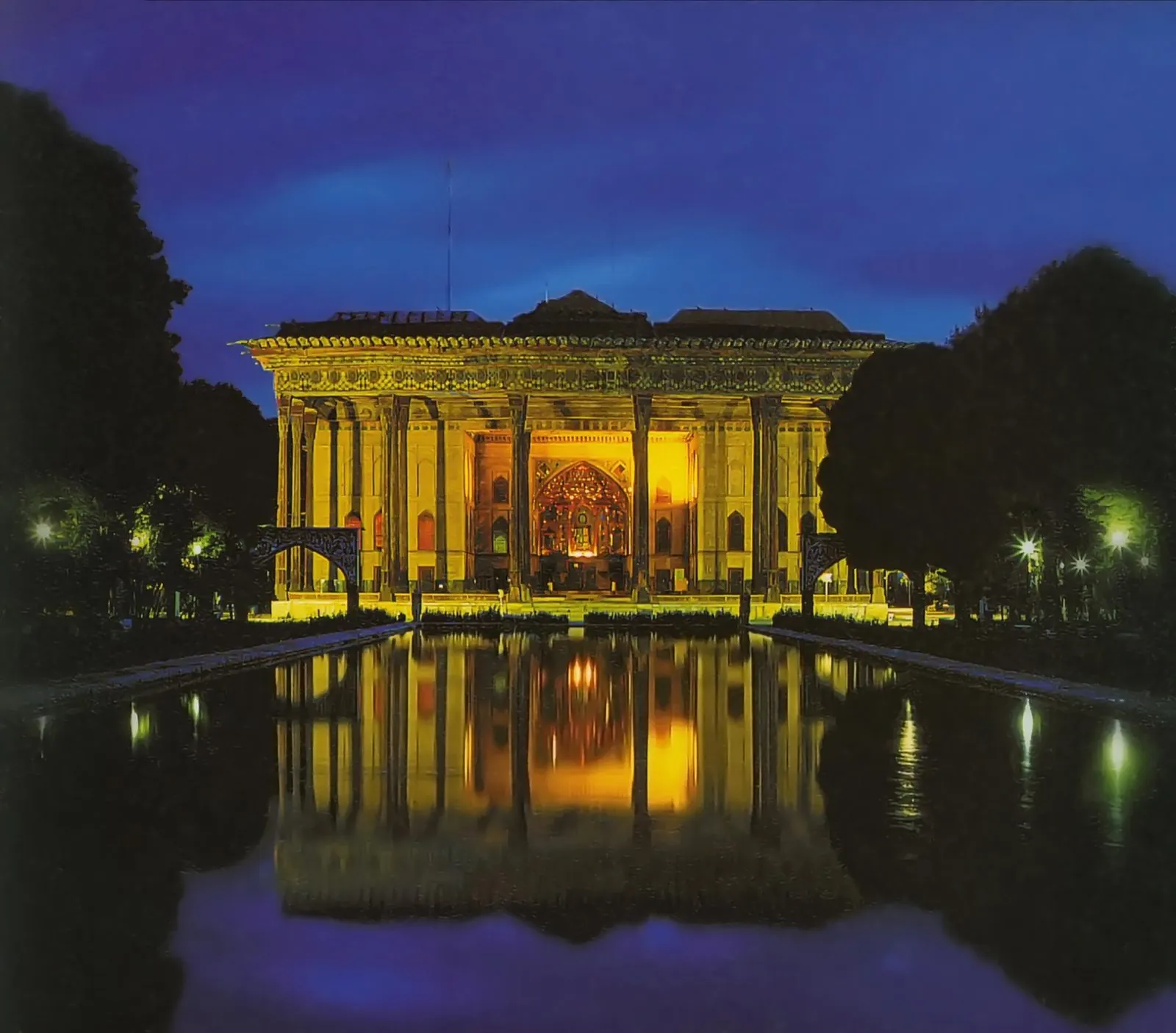 Chehel Sotoun — the 'Forty Columns' pavilion of Shah Abbas II.