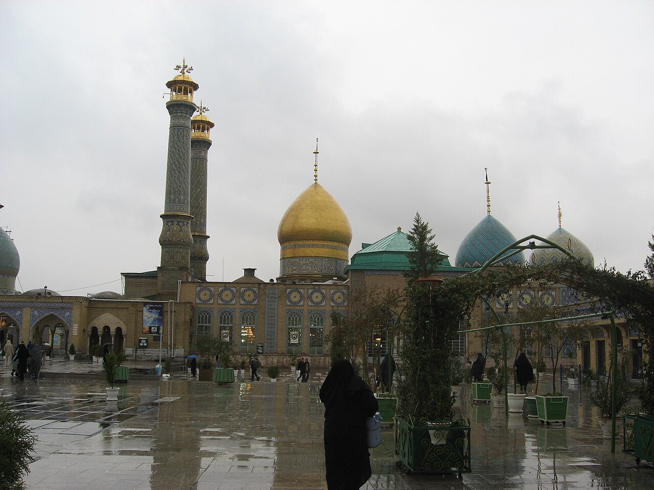 Shah Abdol Azim Shrine, Rey — the oldest standing shrine south of Tehran.