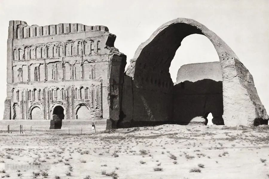 Taq Kasra
