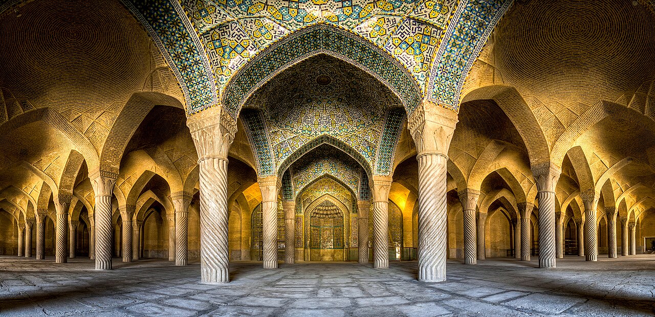 Hypostyle hall of the Vakil Mosque, Shiraz (1773).