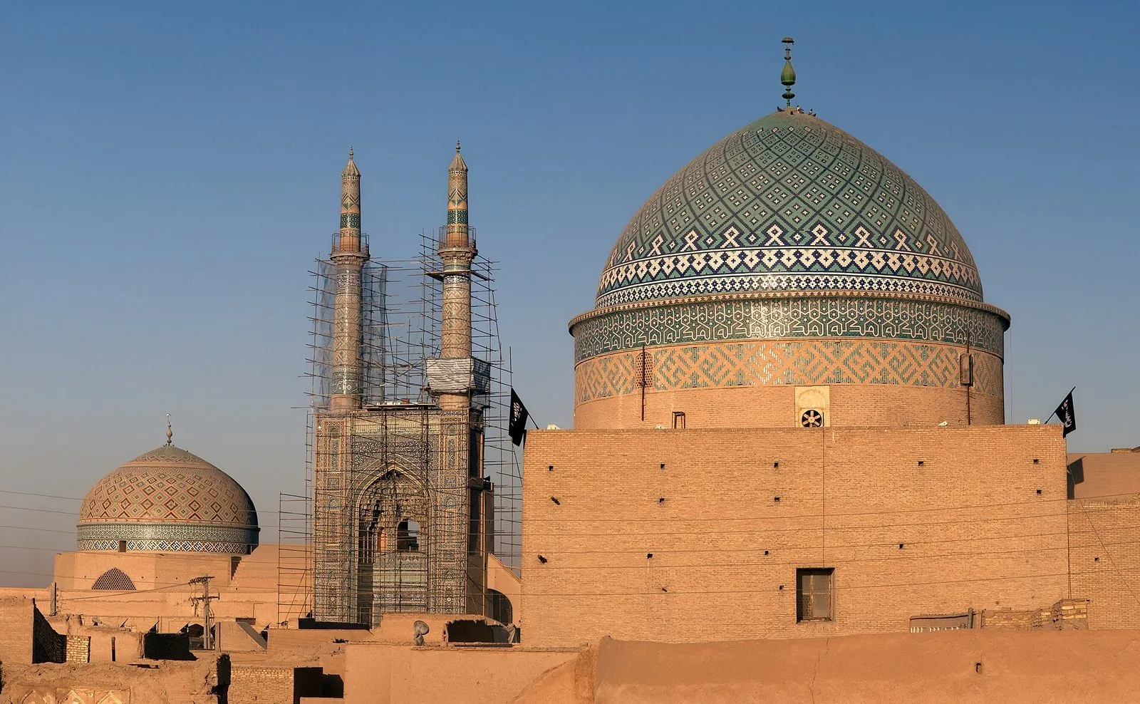 Yazd — silk-weaving centre on the central plateau