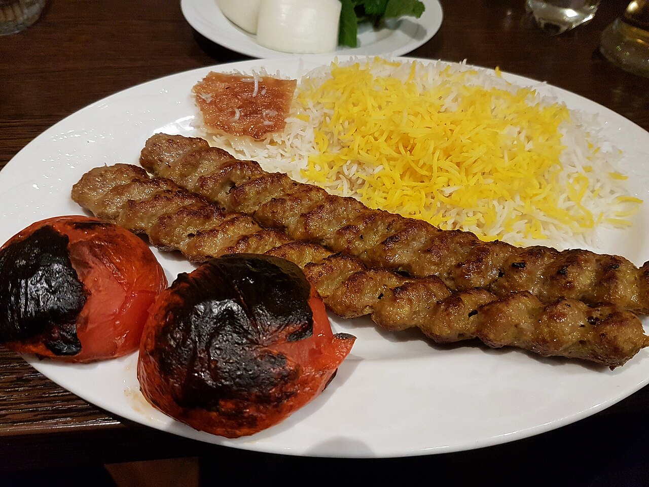 چلوکبابِ کوبیده — غذای ملیِ ایران