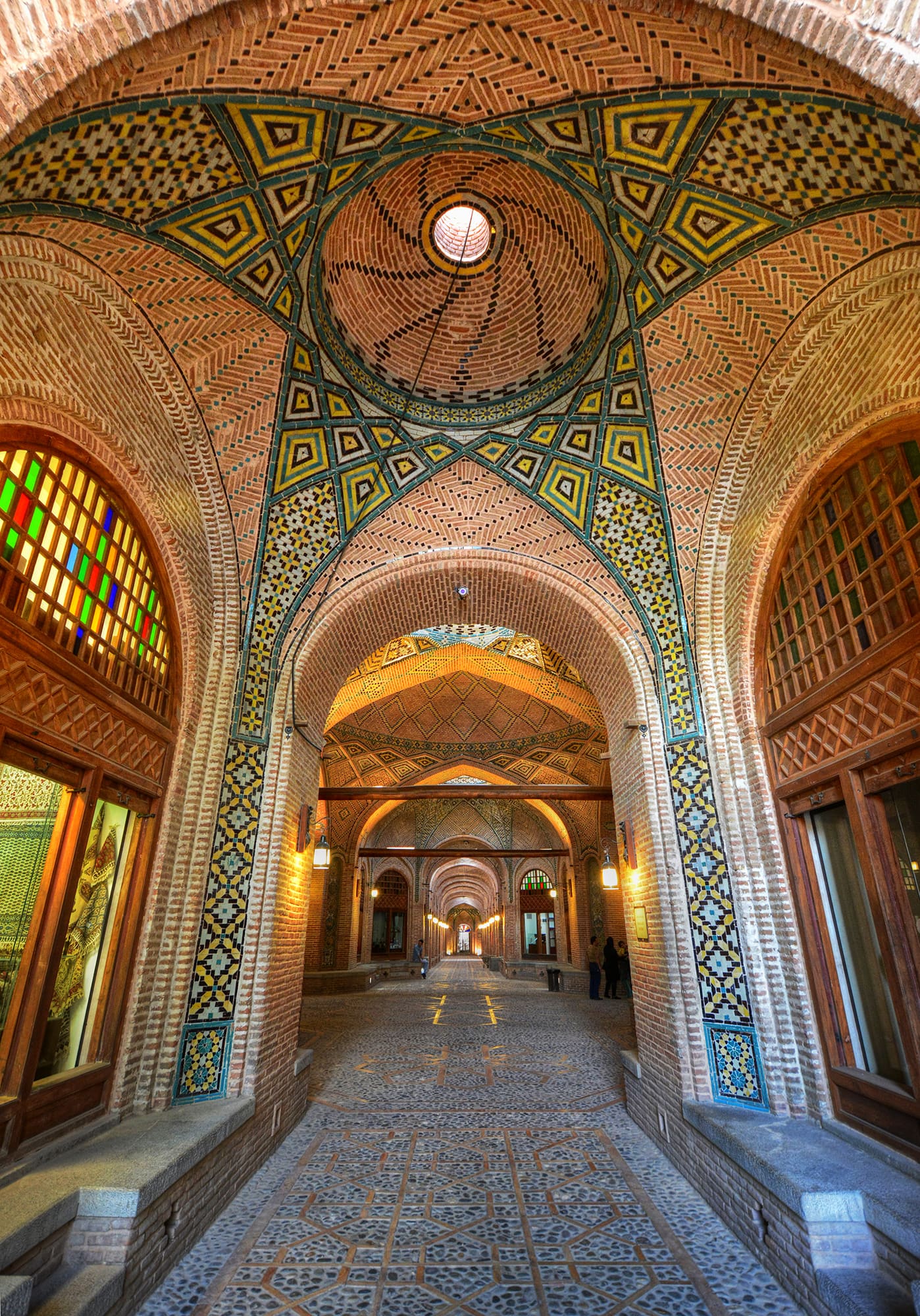 سعدُ‌السلطنه، قزوین — بازار-کاروانسرای قاجاری.
