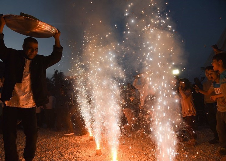 شبِ یلدا، خانوادهٔ ایرانی